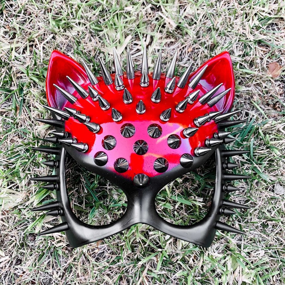 Red Sexy Spike Cat Mask with Black Eye Halloween Costume Masquerade Party mask